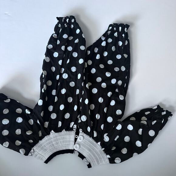 Adorable Smocked Snowman Romper - 0-3 Months - Picture 5 of 7